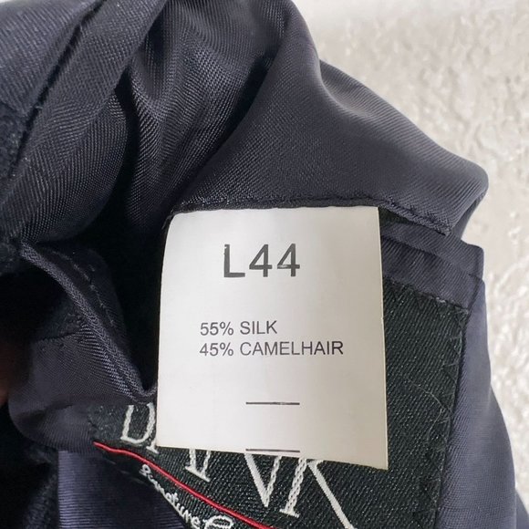 Jos. A. Bank Signature Series Silk/Camelhair Herringbone Blazer Men's Size 44L - Picture 6 of 6